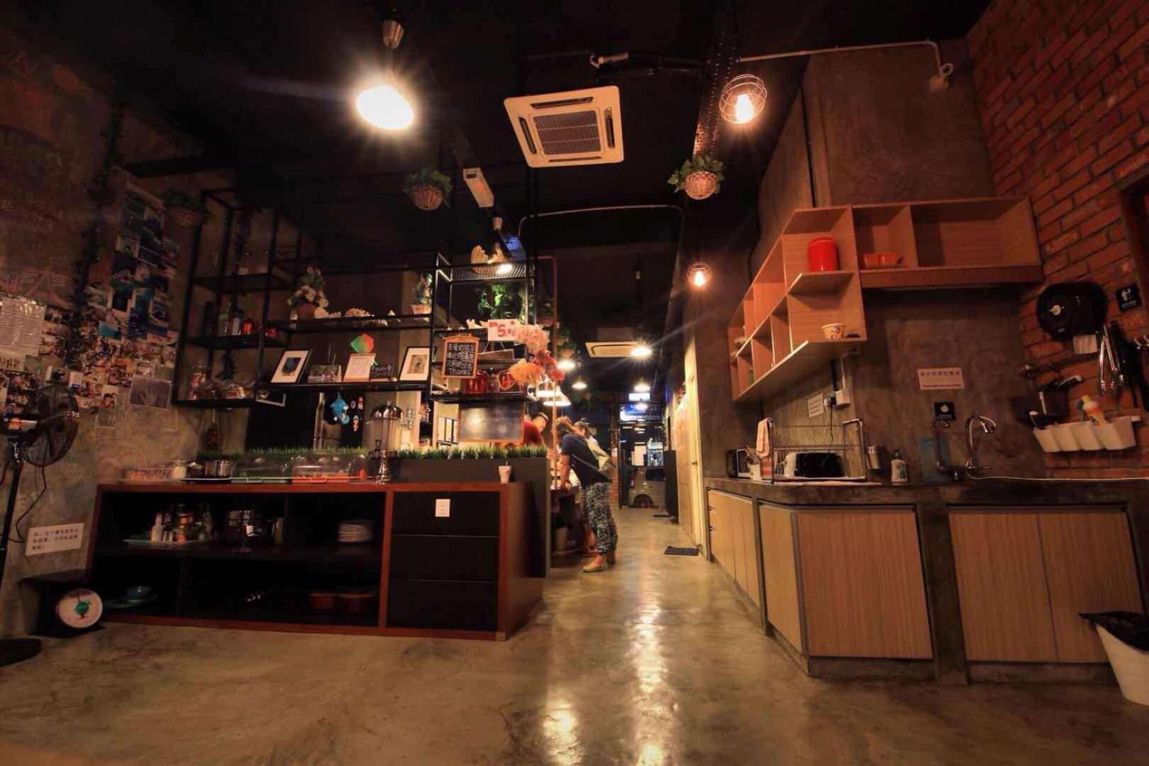 Hostel Cube Bed Station & Tours Sdn Bhd Semporna Exterior foto